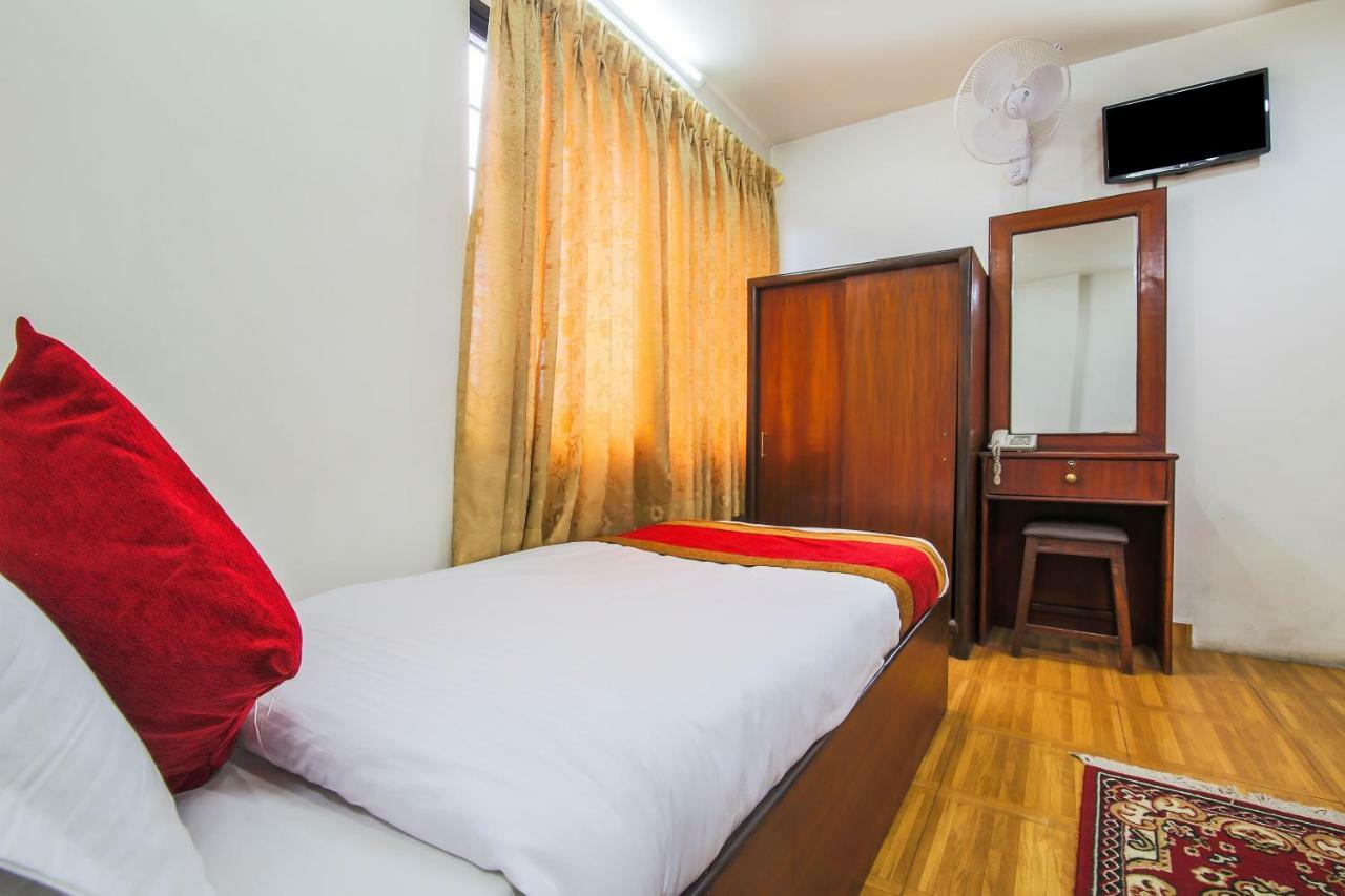 קטמנדו Oyo 358 Hotel Rose Star מראה חיצוני תמונה