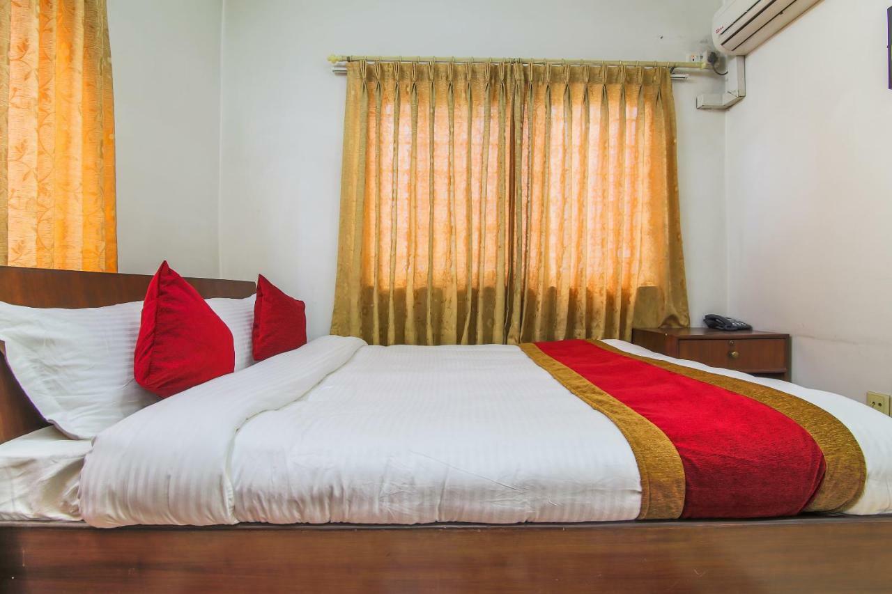 קטמנדו Oyo 358 Hotel Rose Star מראה חיצוני תמונה