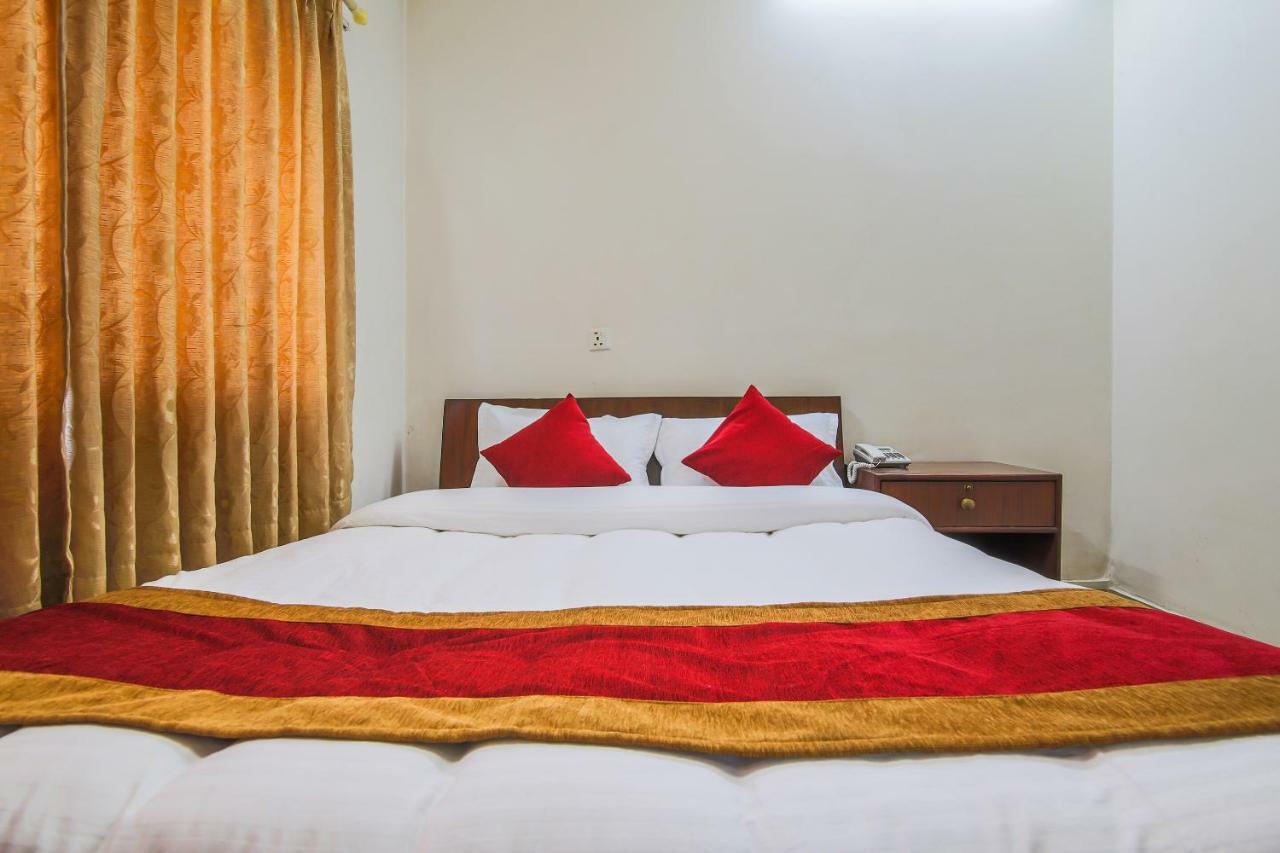 קטמנדו Oyo 358 Hotel Rose Star מראה חיצוני תמונה